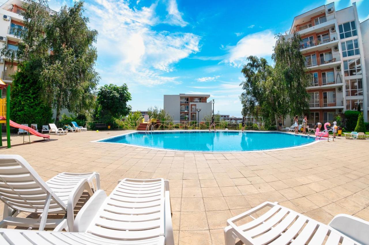 Crown Fort Club Sveti Vlas Exterior photo