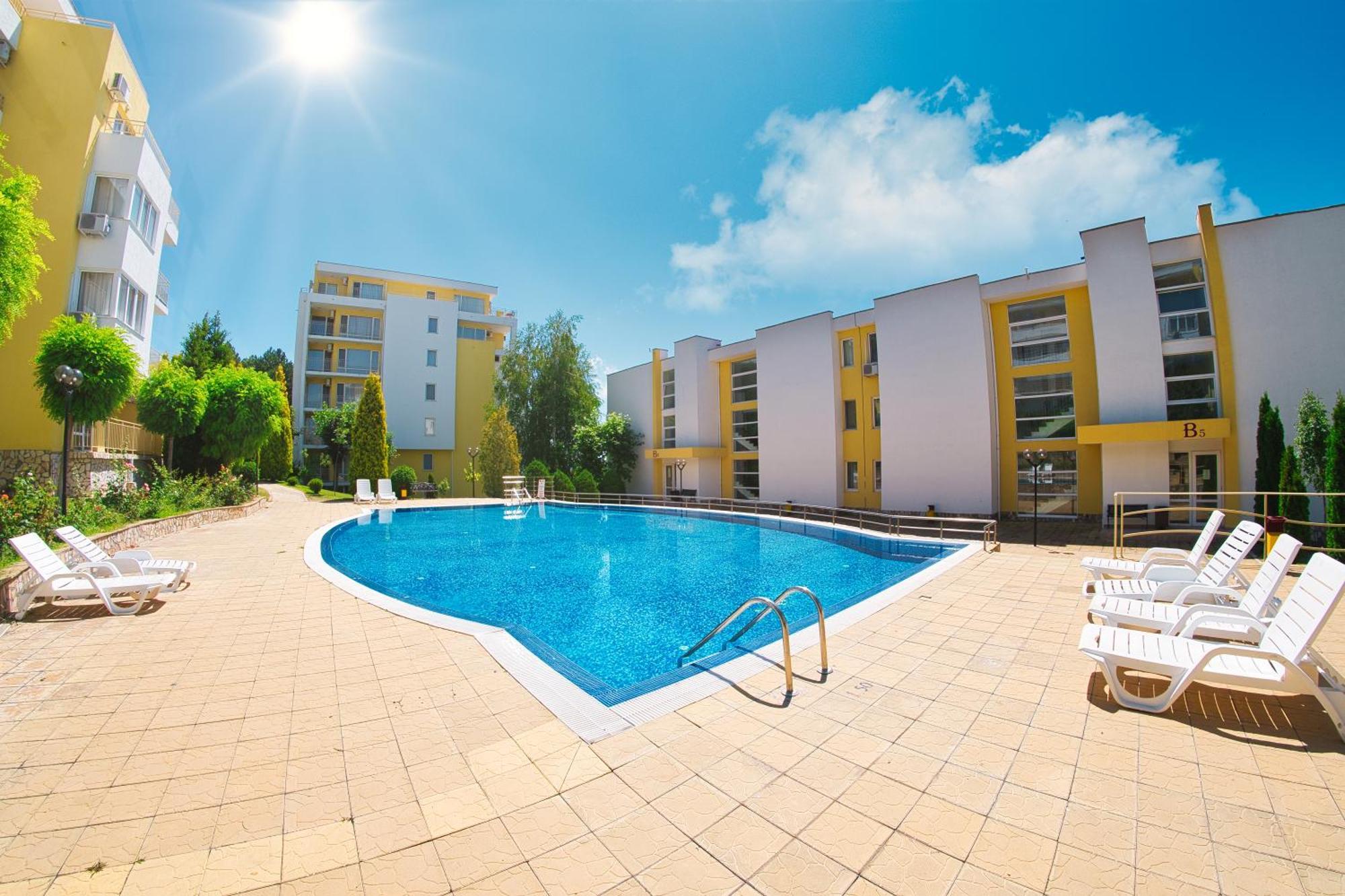 Crown Fort Club Sveti Vlas Exterior photo