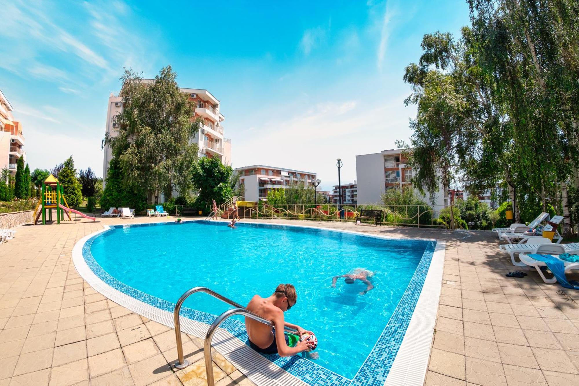 Crown Fort Club Sveti Vlas Exterior photo