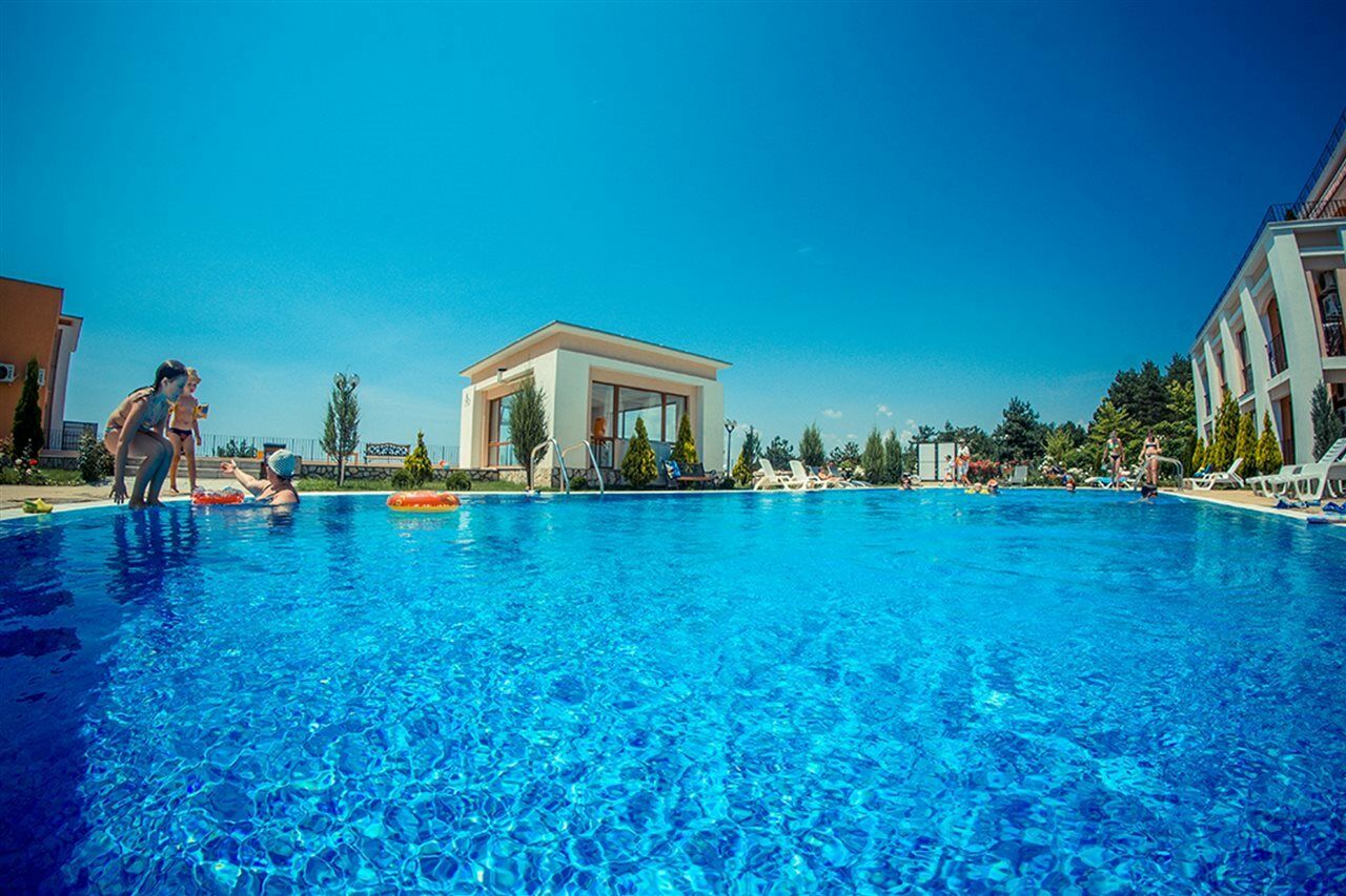 Crown Fort Club Sveti Vlas Exterior photo