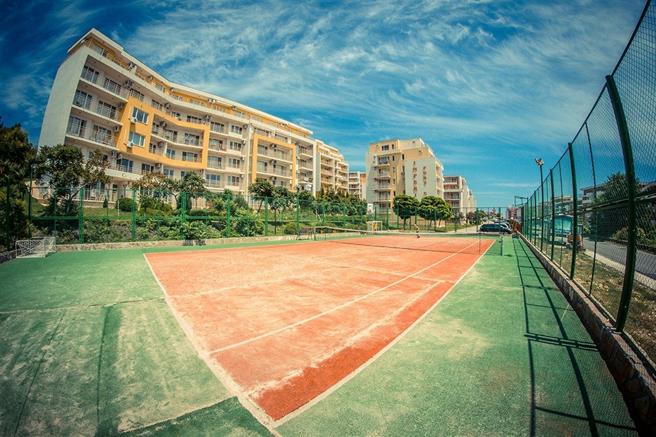 Crown Fort Club Sveti Vlas Exterior photo